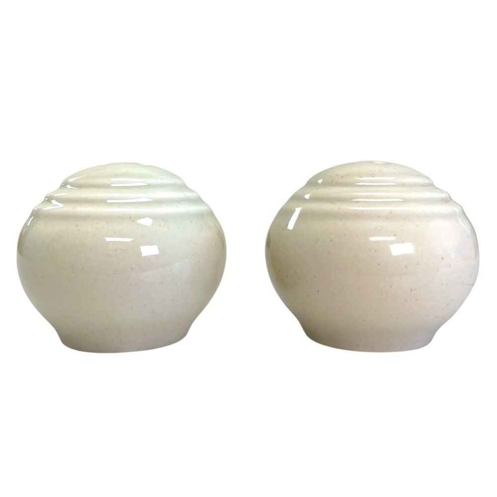 Pfaltzgraff Cappuccino Ceramic Round Salt and Pepper Shakers‎ Set
